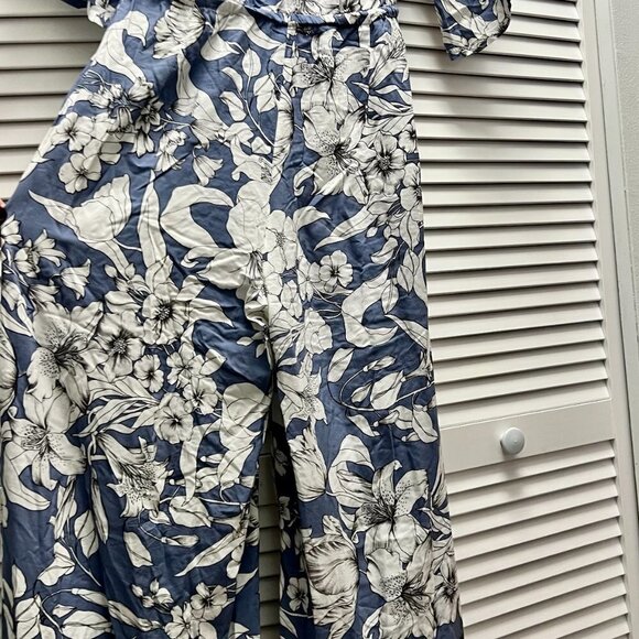 JAASE Floral Jumpsuit with Wide legs and Drawstring Waist size Small - Picture 7 of 7